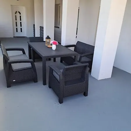 Villa Anna, Ingyenes Wifivel Es Parkolassal. *