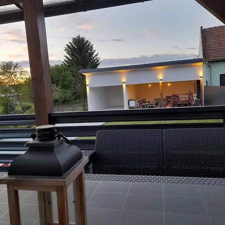 Anna, Ingyenes Wifivel Es Parkolassal. Villa Zalaegerszeg